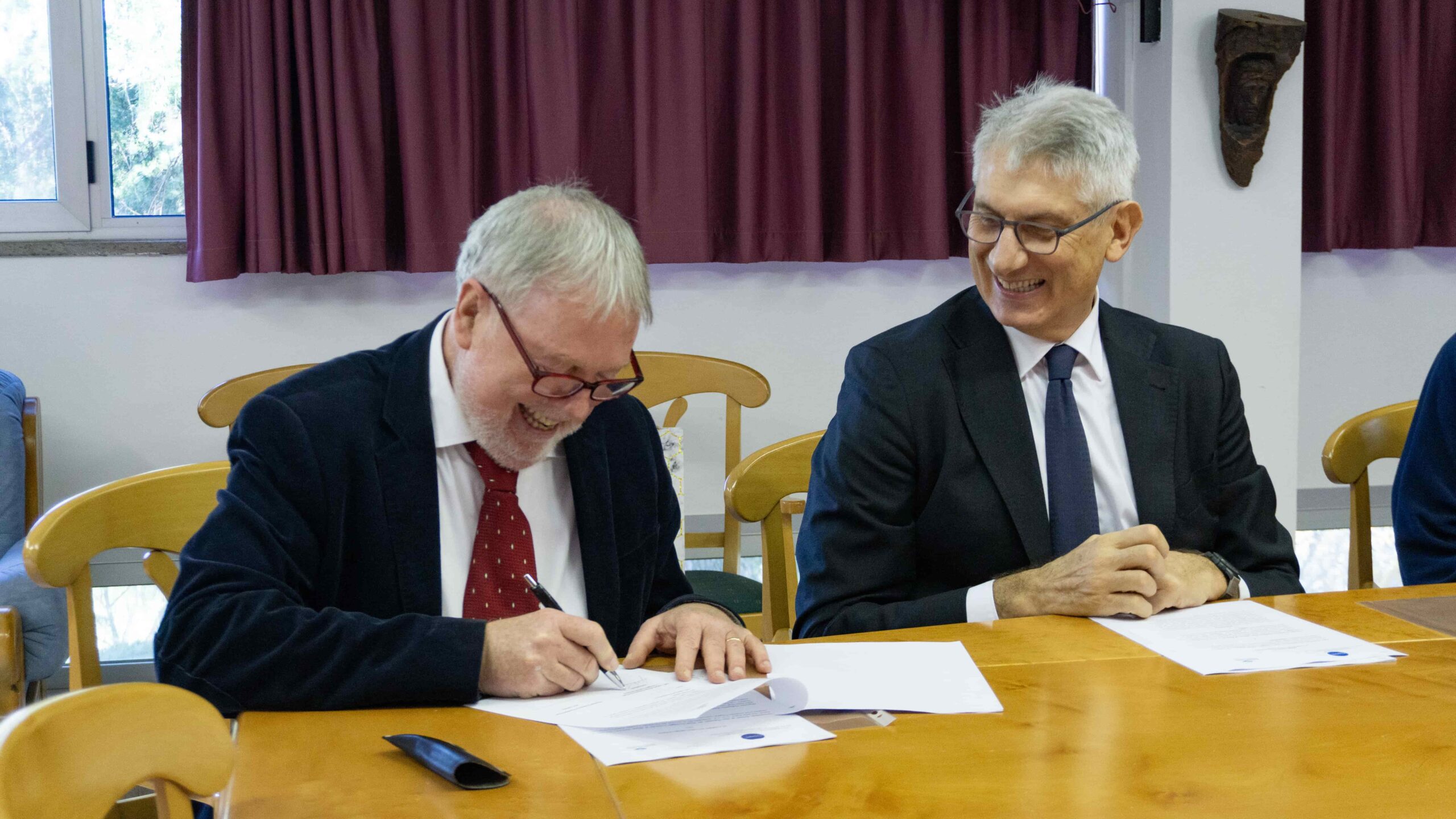 Firma accordo tra l'Associazione San Vincenzo De Paoli Consiglio Centrale di Roma e l'Ospedale Pediatrico Bambino Gesù di Roma sul progetto Io Amo l'Etiopia. Giuliano Crepaldi. Tiziano Onesti, Tomaž Mavrič